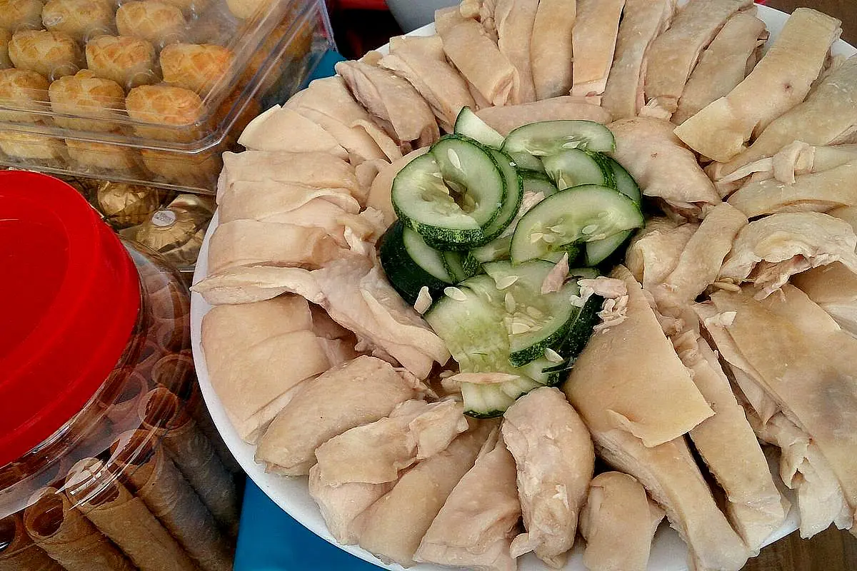 Buharda Tavuk ve Mevsim Sebzeleri tarifi