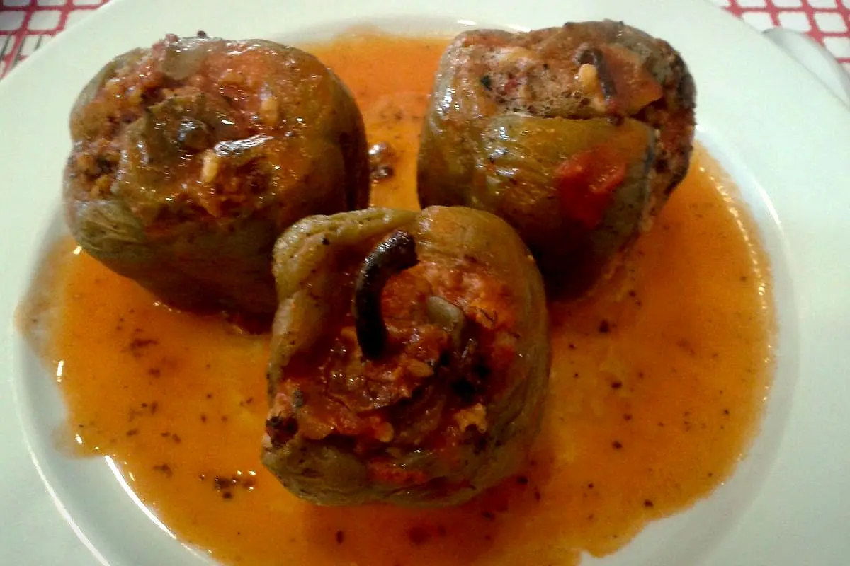 Zeytinyağlı Biber Dolması tarifi